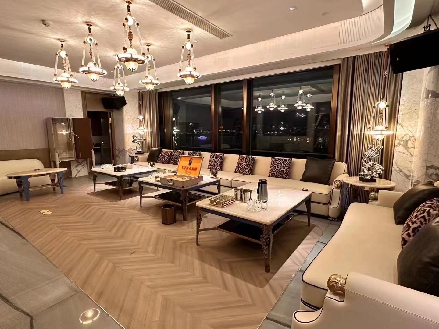 安顺小时场ktv价格多少钱一小时-西秀区ktv预定